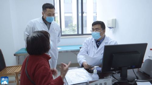龍印健康慢病預防與管理公益服務項目走進通山，為市民帶來專業(yè)健康咨詢